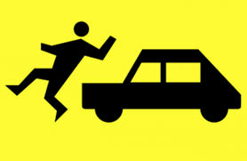 zdjęcie przedstawia znak T-14, na żółtym tle samochód i postać człowieka