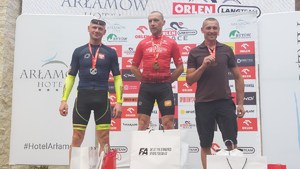 reprezentacja polskiej Policji podczas dekoracji na podium