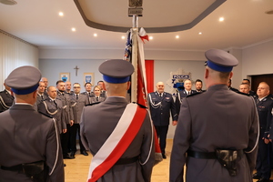 Uroczysta zbiórka na auli Komendy Miejskiej Policji w Przemyślu  podczas której Komisarz Waldemar Kolczak objął obowiązki I Zastępcy Komendanta Miejskiego Policji w Przemyślu, a  nadkomisarz Krystian Chowaniec obowiązki  Zastępcy Komendanta Miejskiego Policji w Przemyślu. Komendanci odebrali rozkazy personalne Komendanta Wojewódzkiego Policji w Rzeszowie z rąk Komendanta Miejskiego Policji w Przemyślu podinsp. Janusza Kiszki.