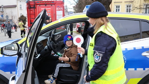 zdjęcia z udziału policjantów podczas 33. finału WOŚP w Przemyślu