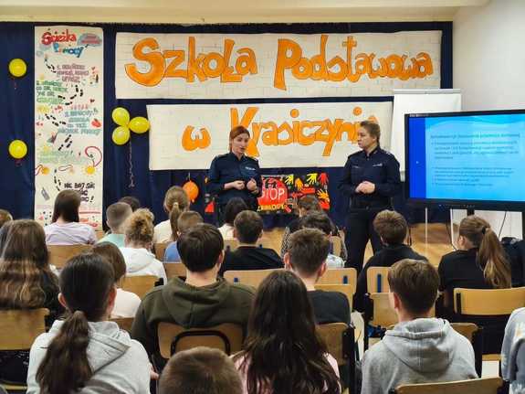 spotkania profilaktyczne z młodzieżą ze Szkoły Podstawowej w Krasiczynie
